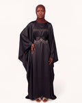 Ayla Chain Abaya in Schwarz – elegantes Abaya Set mit Kristallketten