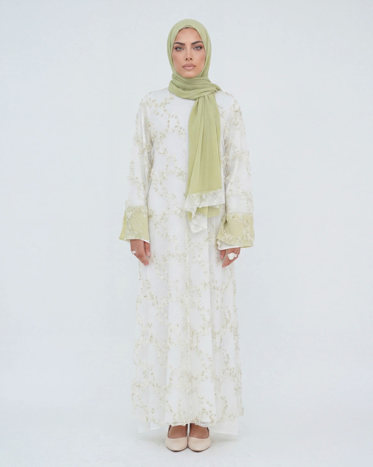 Ayla Floral Abaya in Grün – offene Abaya mit floraler Stickerei