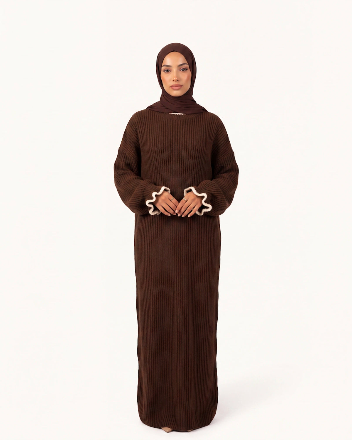 Mira Knit Dress in Braun – langes Modest Strickkleid in lockerer Passform