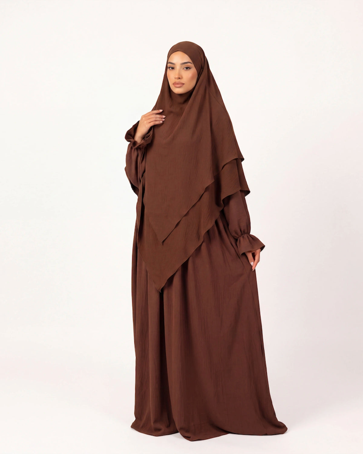 Safiya Khimar Abaya in Braun – weite Abaya mit langem Khimar für ein bedeckendes Outfit